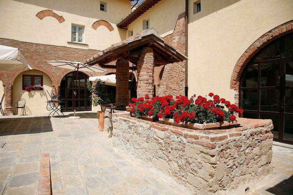 Borgo Sant'Ippolito Country Hotel Ginestra Fiorentina Bagian luar foto