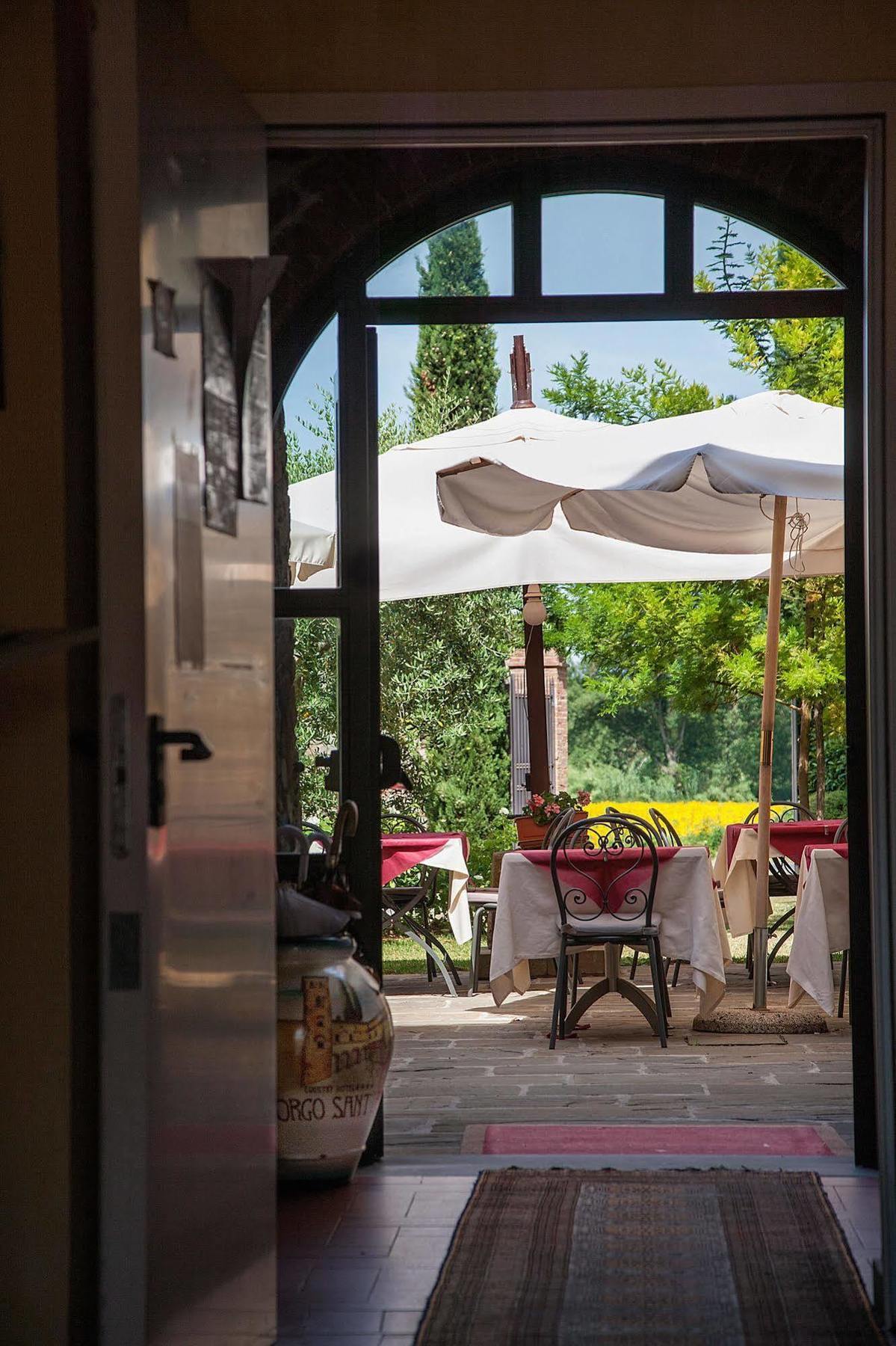 Borgo Sant'Ippolito Country Hotel Ginestra Fiorentina Bagian luar foto