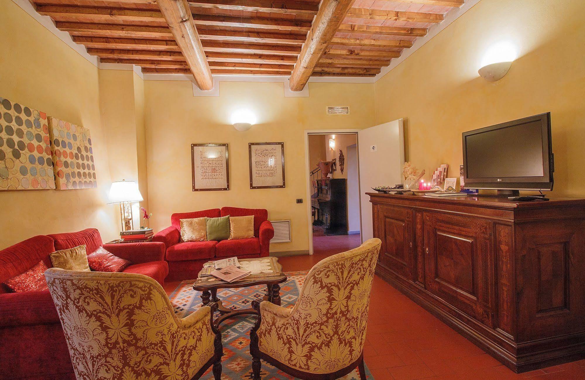 Borgo Sant'Ippolito Country Hotel Ginestra Fiorentina Bagian luar foto